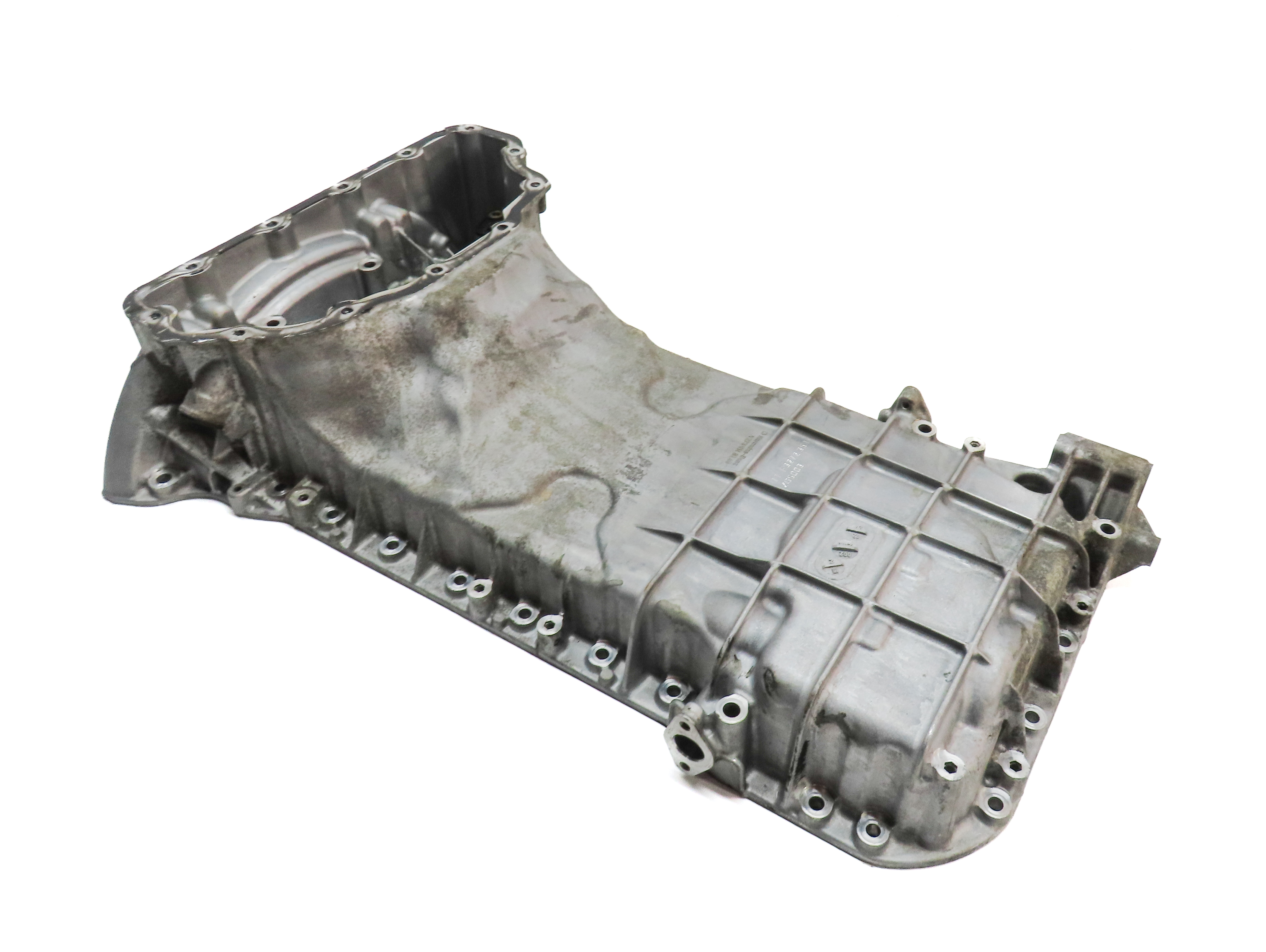 2012-2020 MERCEDES E550 GL450 GL550 ML550 SL550 CLS550 4.6L V8 UPPER OIL PAN — exact item pictured